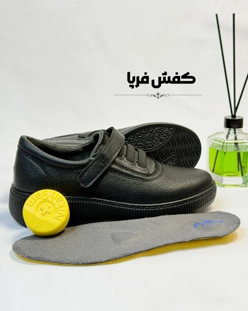 دارای پد خار پاشنه با طراحی عالی و زیره نرم و استاندارد
