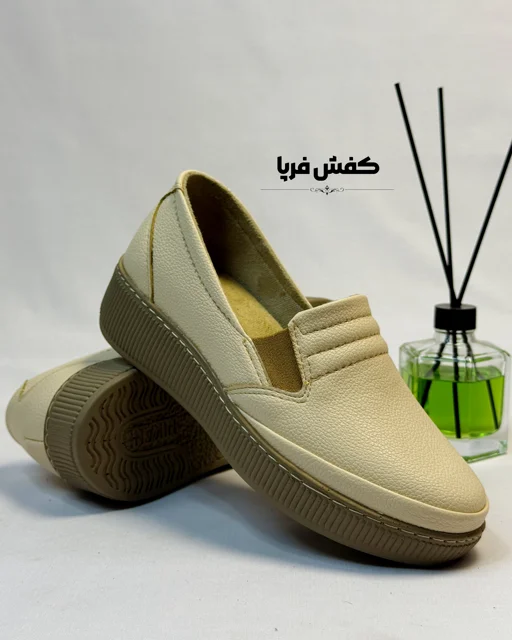 دارای کفی طبی عرق گیر با طراحی طبی